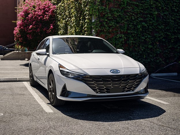 Hyundia Elantra Hybrid